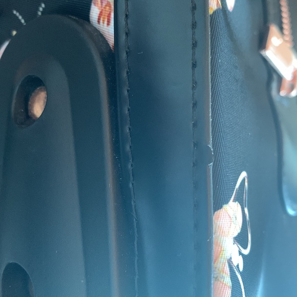 EUC Ted Baker Queen Bee Rolling Carry-On Travel Luggage Bag - Picture 12 of 17